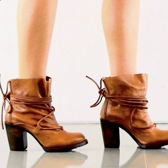 Freebird Genuine Leather Boho Strappy Floppy Jumpn Ankle Block Heel Boots - Picture 2 of 13